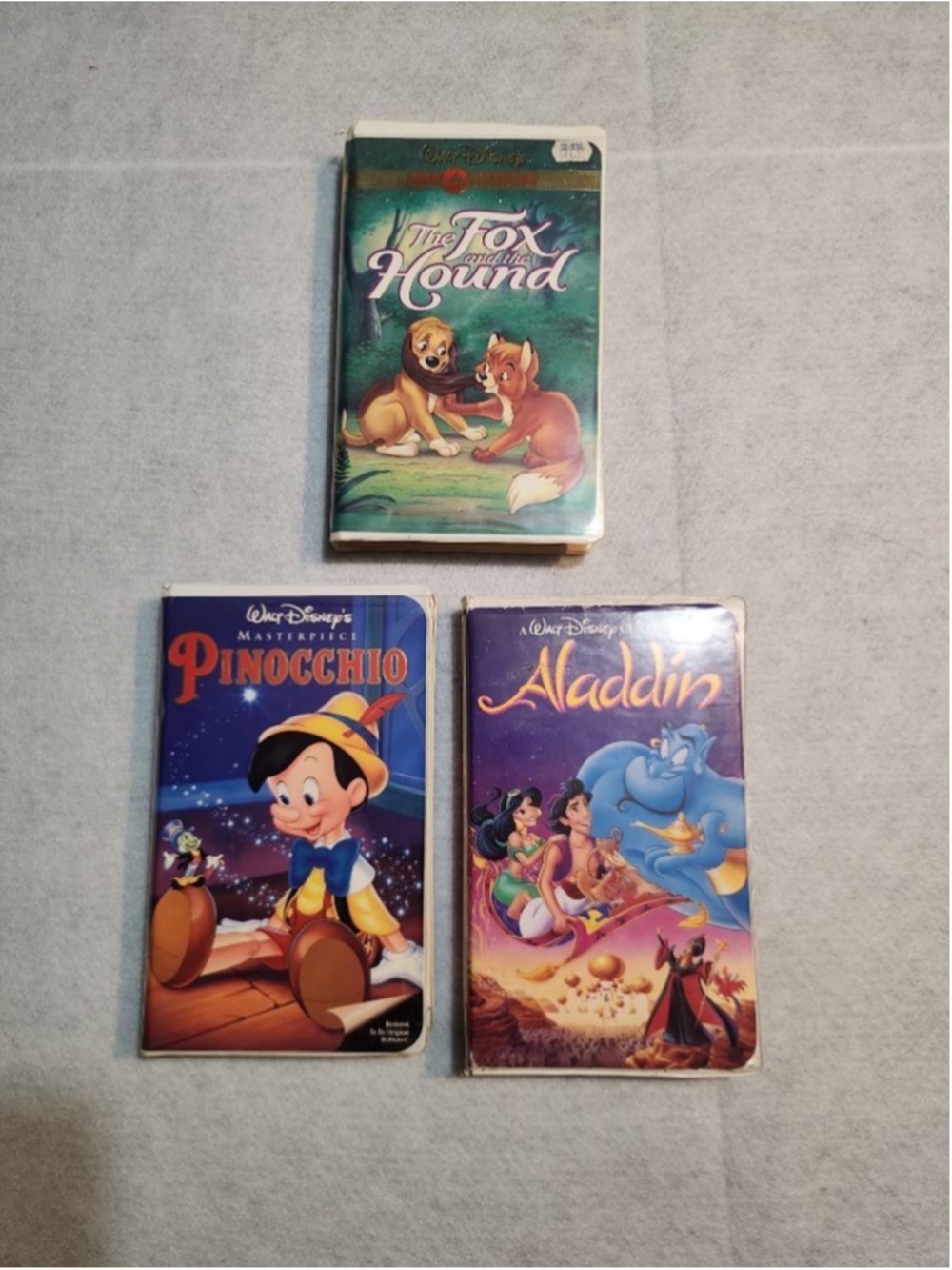 Set of 3Vintage Walt Disney VHS Tapes The Fox and the Hound, Pinocchio, Aladdin